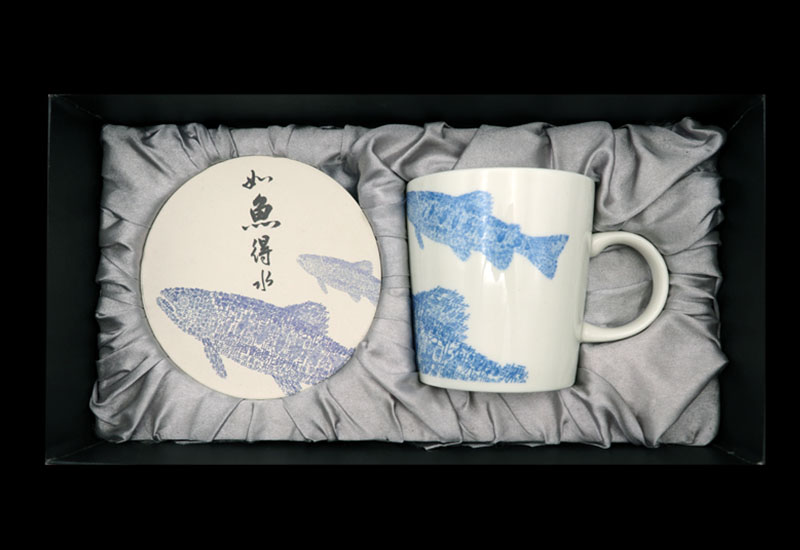 W13-如魚得水馬克杯+杯墊禮盒組